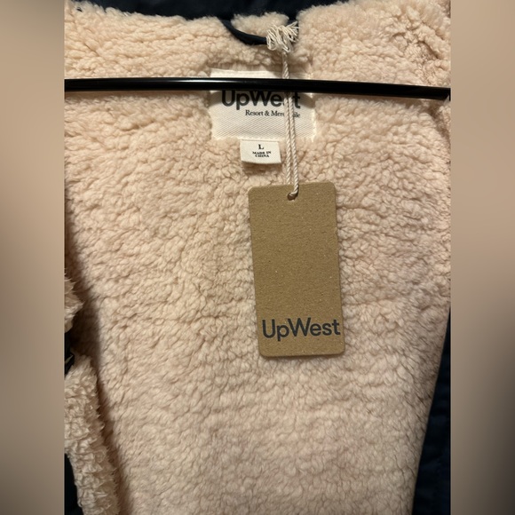 UpWest long parka - Picture 3 of 4